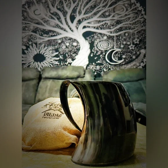 Black Viking Drinking Horn Mug large - Picture 9 of 12